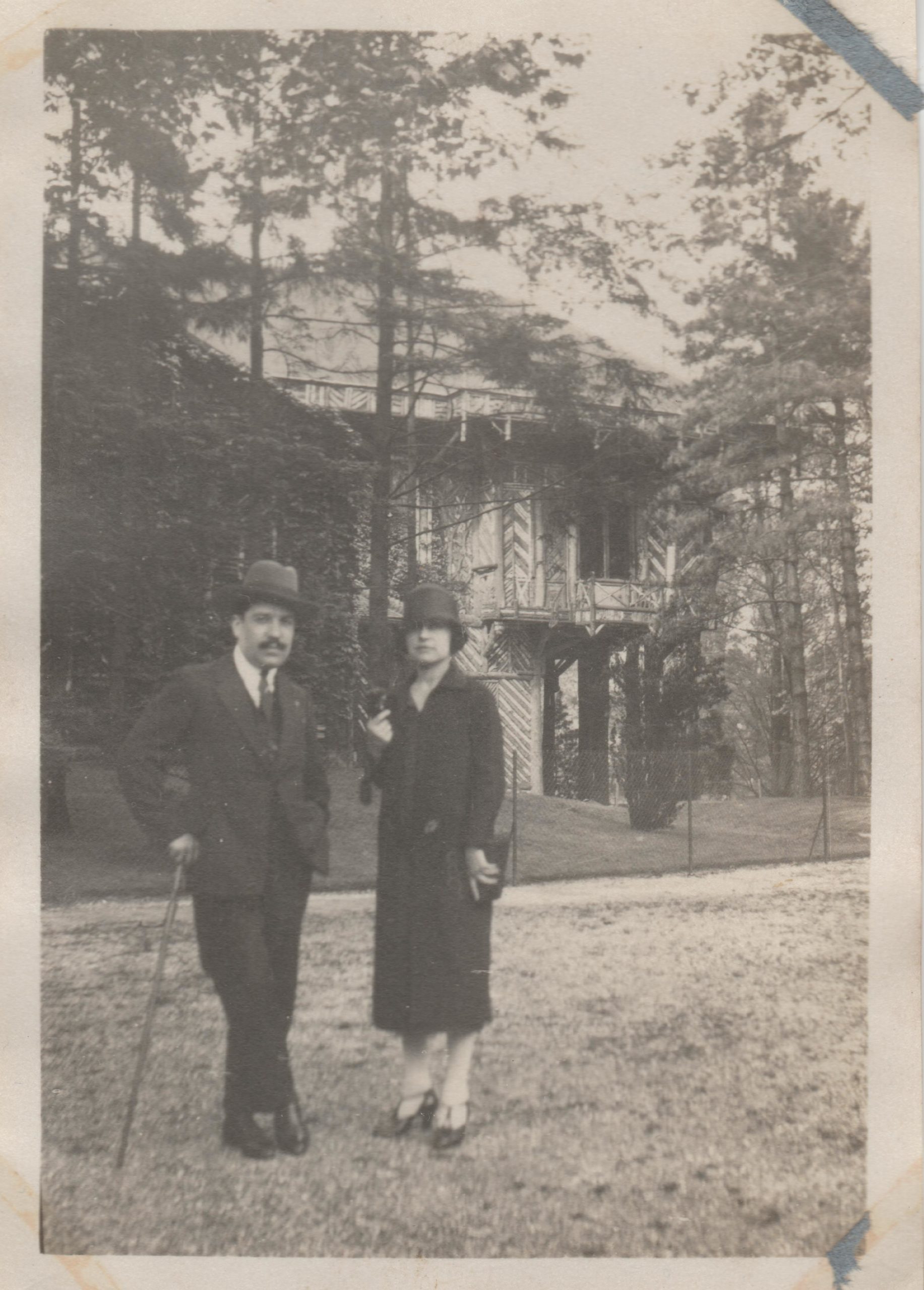 Alix et Alexandre Aillerol au bois de Vincennes