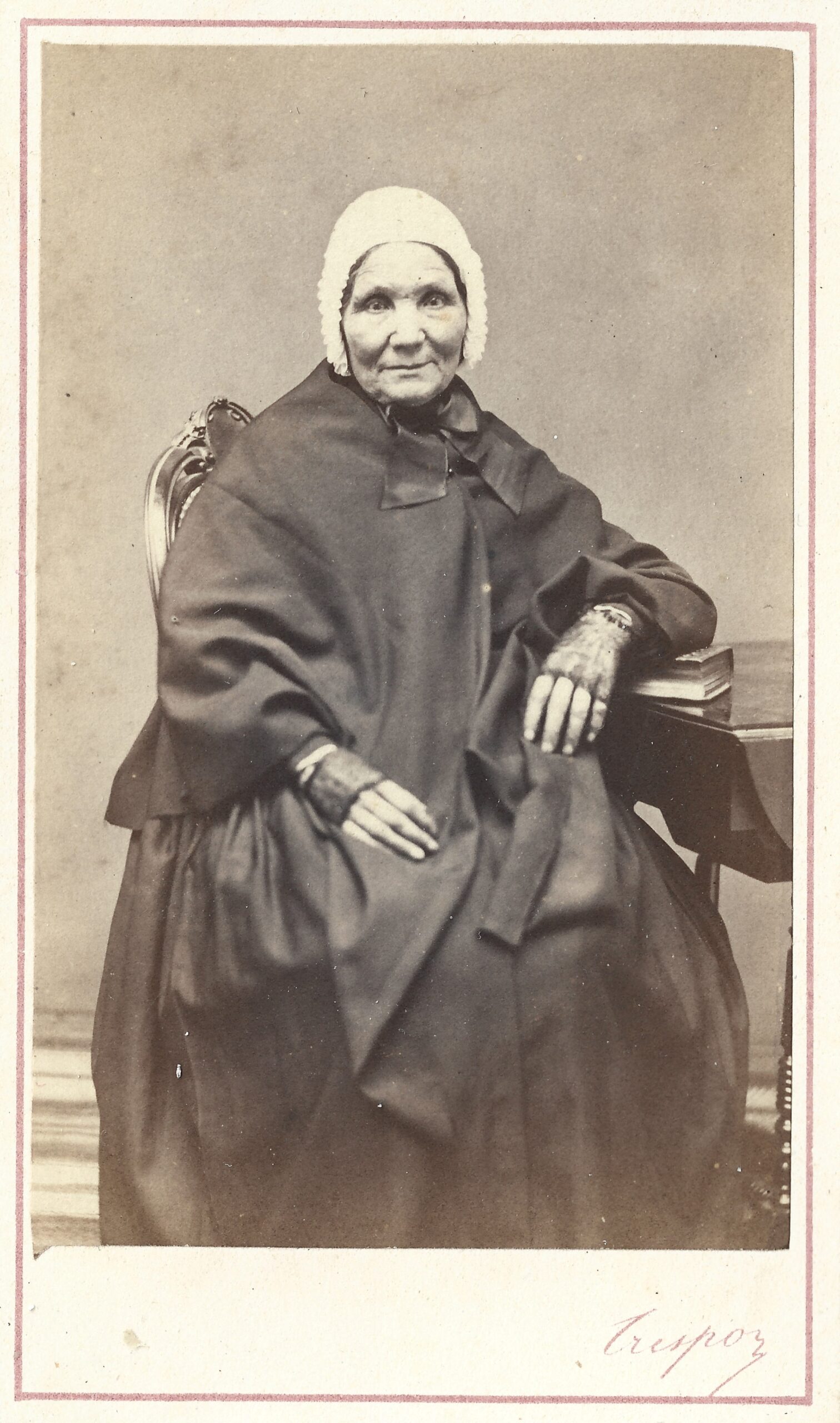 Femme âgée inconnue