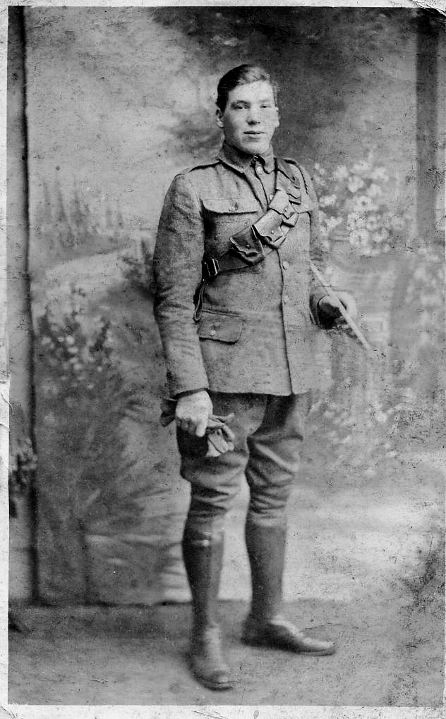 Soldat sous uniforme Anglais année 1916_1918