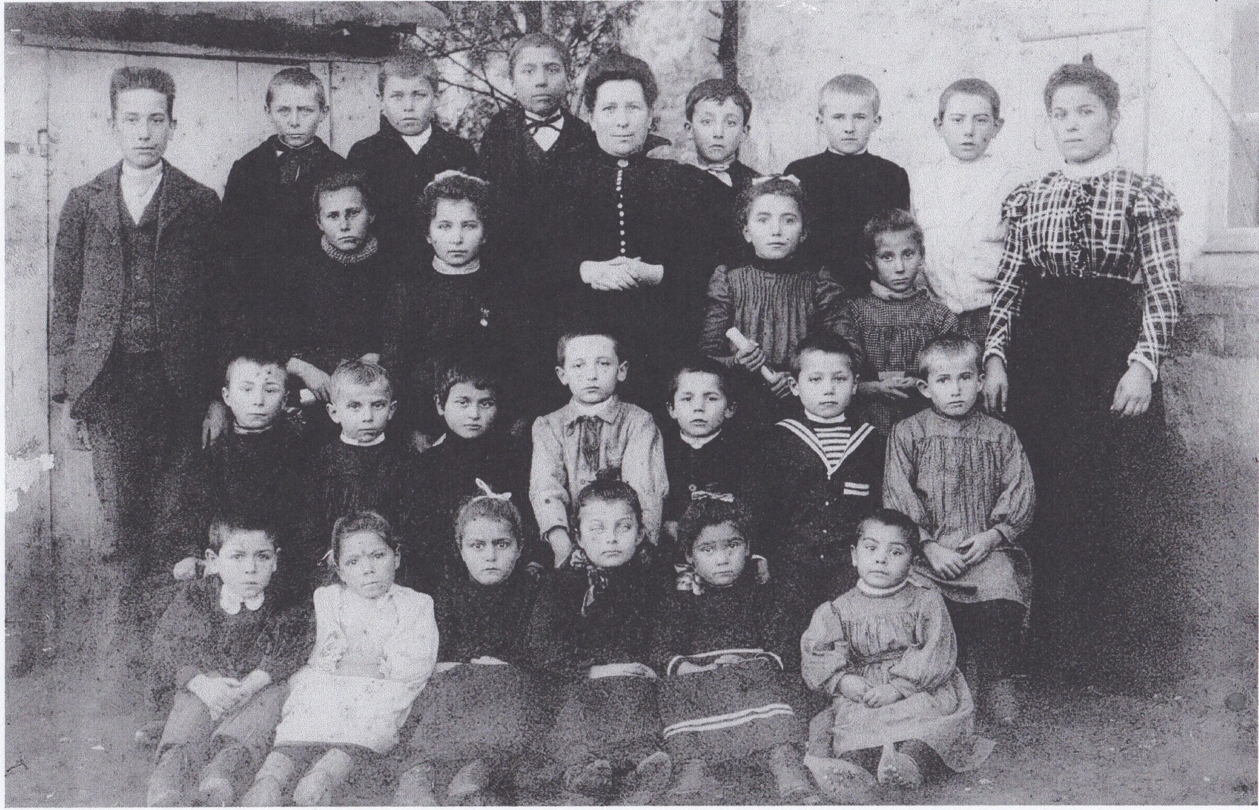 Ecole Saint Avit de Vialard 1900