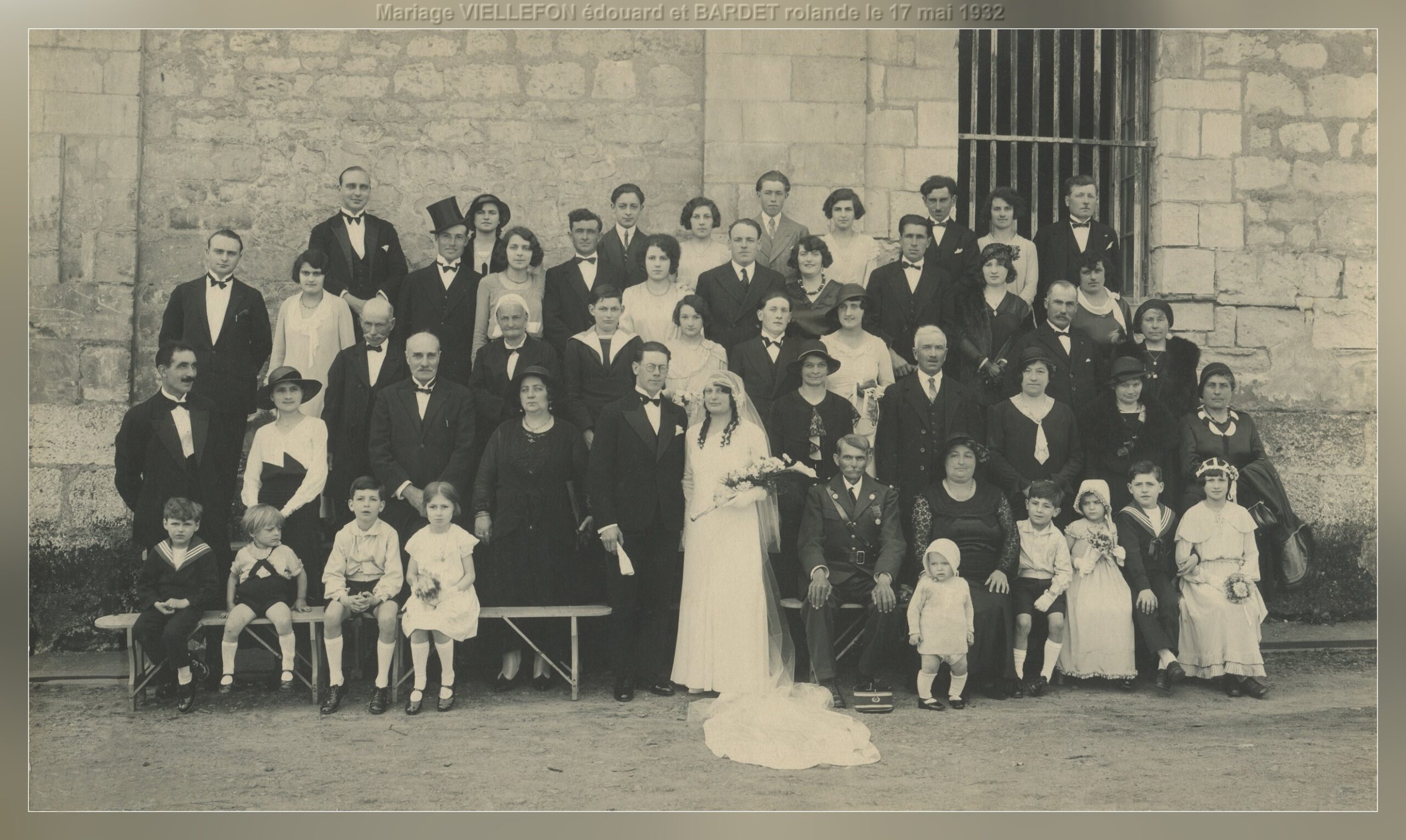 Mariage Viellefon E et Bardet R le 17 mai 1932