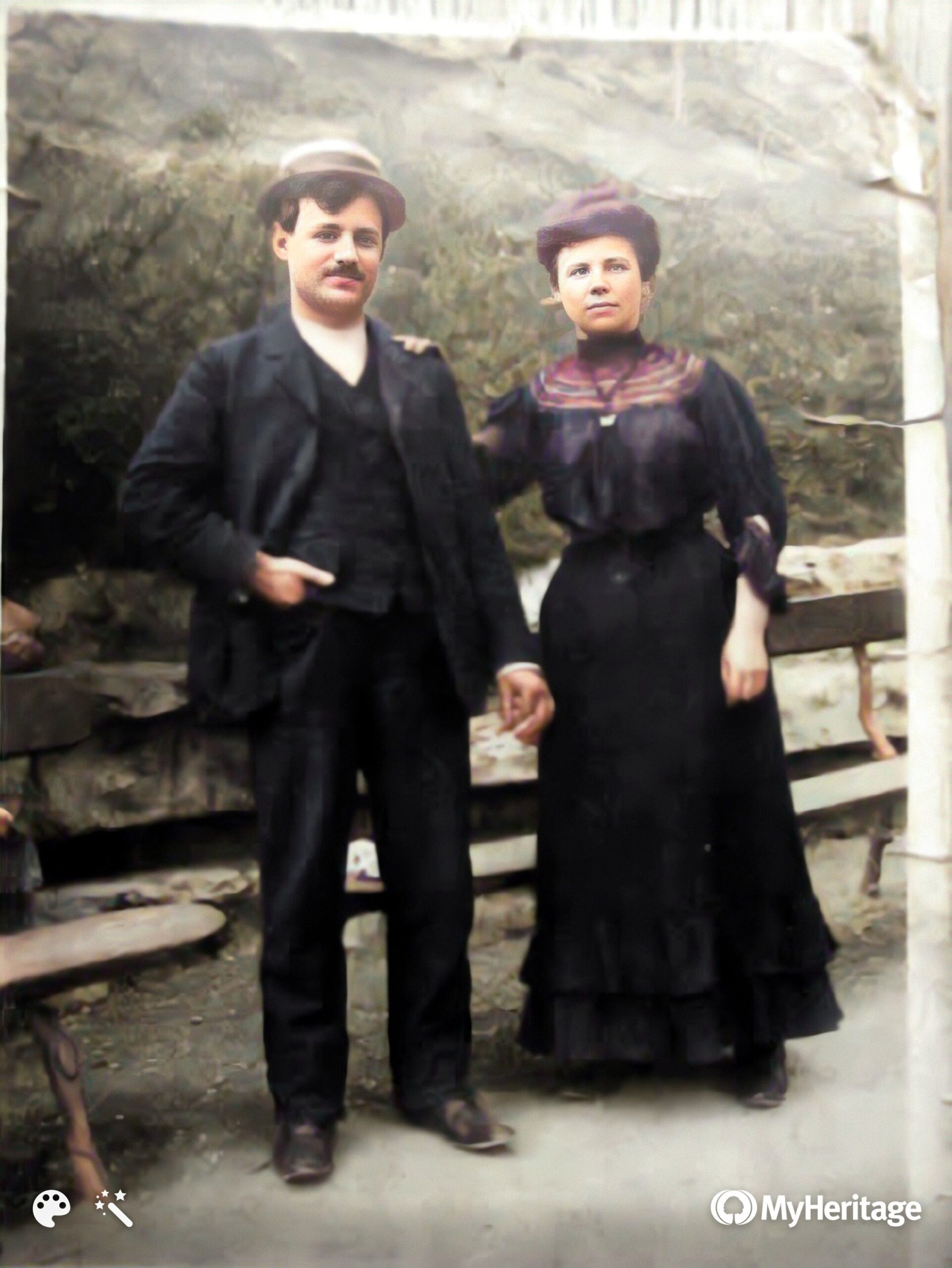 Ancêtre inconnu ? La femme s’appelle Eugenie Cormier mais l’homme ?